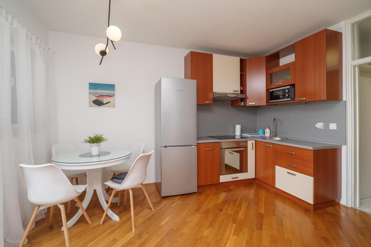 Apartment Beta Цриквеница Экстерьер фото